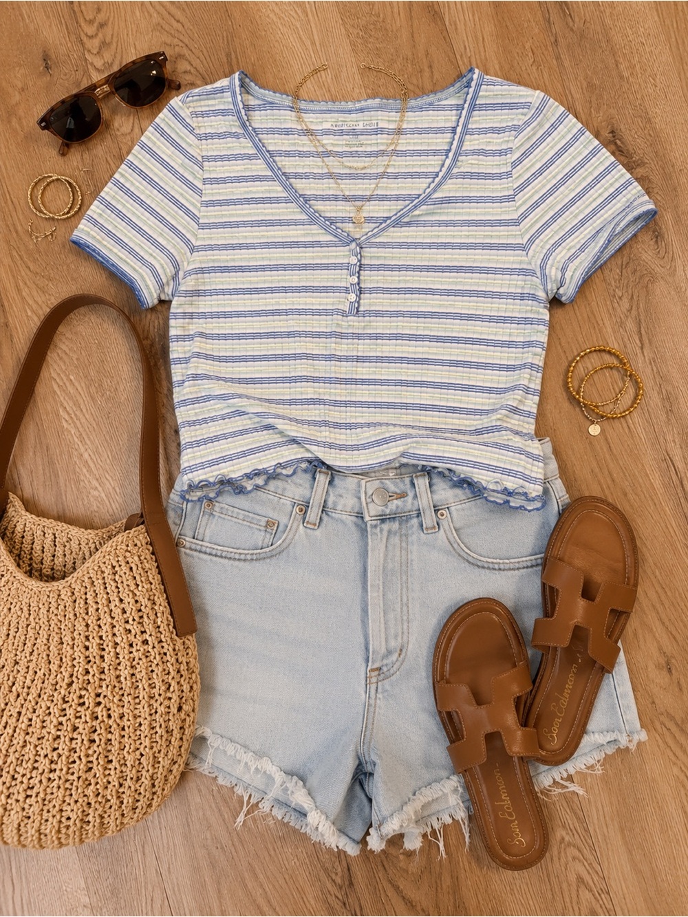 American Eagle Outfitters Blue and White Striped Short Sleeve Henley